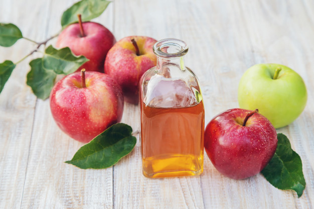 Dùng giấm táo – cách trị mụn cóc nhanh chóng và dễ dàng