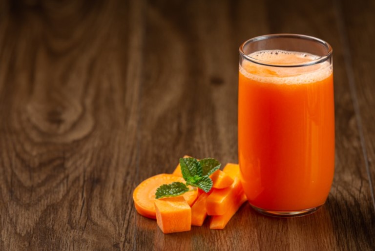 Nước uống giảm cân từ củ cà rốt
